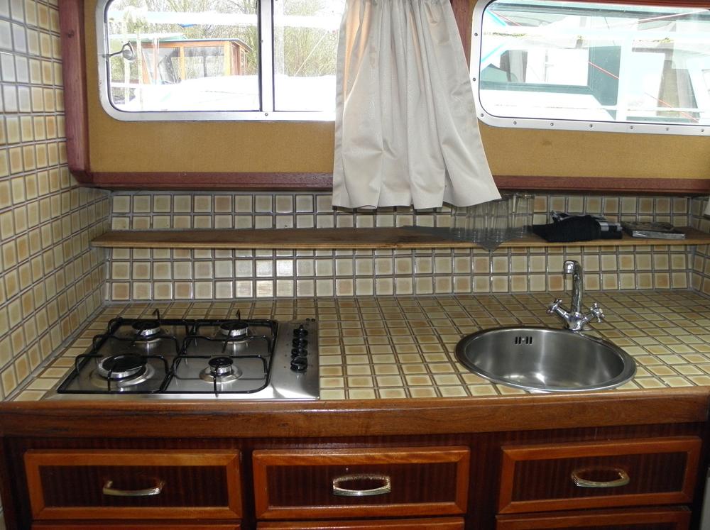 Cabin en avant, H&eacute;bergements